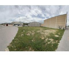 Terreno industrial en venta.