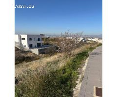 Parcela en venta en La Zubia.