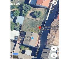 Venta de parcela urbana en Gojar.