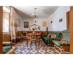 OPORTUNIDAD DE CASA DE PUEBLO
