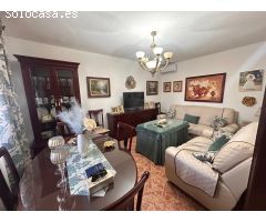 ¡CASA PARA ENTRAR A VIVIR CON TERRENO DE 1800M2!