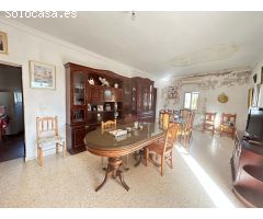 PARCELA DE 2000M2 CON CASA DE UNA PLANTA Y NAVE