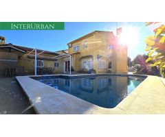 Chalet Independiente c/ Piscina en San Antonio de Benagéber a 15 minutos de Valencia