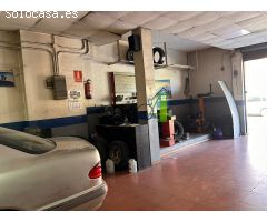 Negocio en Venta en Montornès del Vallès, Barcelona