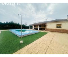 PRECIOSA PARCELA CON GRAN CASA CON PISCINA EN MAJANEQUE