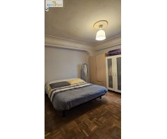 Amplio piso-Techos altos CALLE FLORIDA-Mucho Potencial-100m2-4 hab-2baños