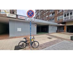 PLAZA DE GARAJE Y TRASTERO-Errekatxiki-AMPLIA FACIL ACCESO SIN RAMPAS A RAS DE CALLE-COMODA