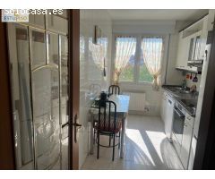 EN EXCLUSIVA-BONITA Y AMPLIA VIVIENDA EN PORTAL DE FORONDA-Exterior y Esquina- 91 m2-2 Ascensores
