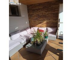 EXCLUSIVO CHALET EN SALBURUA - Calle Riga - 5 habitaciones y 3 baños-Jardines-Terrazas-Porche