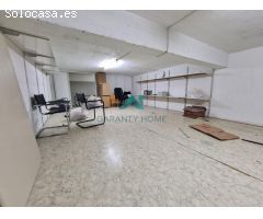 SE ALQUILA LOCAL COMERCIAL A PIE DE CALLE