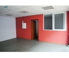 Se vende local comercial en Colindres