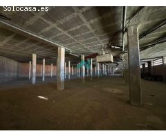 Se vende local comercial en Santander