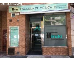 Se vende local comercial en Vitoria