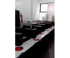 Se vende local en Santander