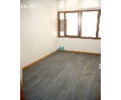 Se vende local en Santander