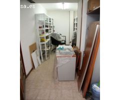 Se vende local en Santander