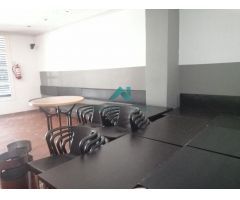 Se vende local comercial en Vitoria