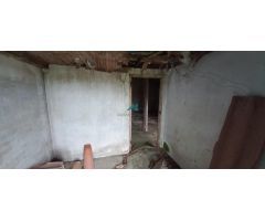 Se vende cabaña para reformar con terreno en Beranga