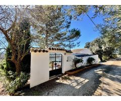 Casa unifamiliar aislada con casa de invitados en venta en Iznajar