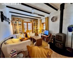 Casa unifamiliar aislada con casa de invitados en venta en Iznajar