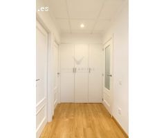 Amplia vivienda en 1ª Planta de 3 dormitorios + Parquin + Trastero en zona residencial de Benicarló.