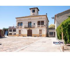 ¡Exclusiva TORRE en Manresa, tranquila, privada y excelentes vistas a Montserrat!