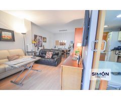 Maravilloso piso de 3 habitaciones grandes, 2 baños y opción de compra parking más trastero!