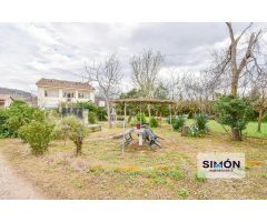 Masía en Sant Fruitós de Bages, en muy buen estado, con 2.350m2 10 hab y gran terreno exterior!