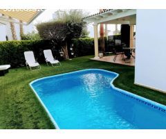 Bungalow en Alquiler en San Juan de los Terreros, Almería