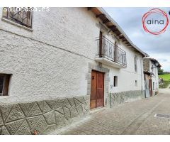 ARDANAZ DE EGUES. SE VENDE CASA PARA REFORMAR Y/O DIVIDIR