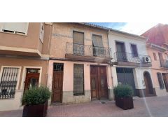 ???? Oportunidad única en el corazón del casco antiguo de Silla ????