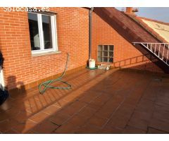 ÁTICO DÚPLEX EN LA ZONA DE LA CANDELARIA CON 4 DORMITORIOS Y CON GARAJE Y TRASTERO