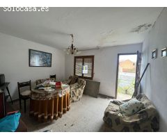 CASA CON PARCELA EN VENTA CON 5 DORMITORIOS EN TÁBARA, ZAMORA.