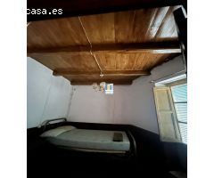 CASA CON PARCELA EN VENTA CON 5 DORMITORIOS EN TÁBARA, ZAMORA.