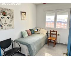 PISO EN VENTA DE 3 DORMITORIOS Y 2 BAÑOS EN ZONA SAN LÁZARO, ZAMORA.