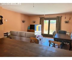 CASA EN VENTA CON 3 DORMITORIOS, 2 BAÑOS, ASEO, PATIO Y GARAJE EN BENEGILES, ZAMORA.