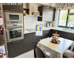 CHALET ADOSADO EN VENTA DE 4 DORMITORIOS, 3 BAÑOS, PATIO, JARDÍN Y GARAJE EN URB.SIGLO XXI, ZAMORA.