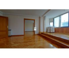 PISO EN VENTA DE 3 DORMITORIOS, MIRADOR, 2 BAÑOS Y PLAZA DE GARAJE EN PLENO CENTRO DE ZAMORA.