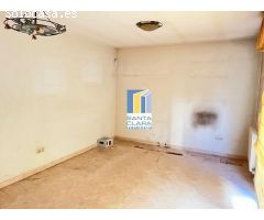 CHALET ADOSADO EN VENTA CON 3 DORMITORIOS, GARAJE Y PATIO EN MONFARRACINOS, ZAMORA.