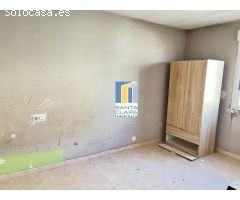 CHALET ADOSADO EN VENTA CON 3 DORMITORIOS, GARAJE Y PATIO EN MONFARRACINOS, ZAMORA.