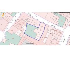 ESTUPENDA CASA ADOSADA EN VENTA, CON 7 DORMITORIOS, 2 BAÑOS Y PATIO EN PLENO CENTRO DE TORO, ZAMORA.
