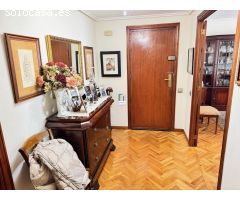 PISO EN VENTA DE 4 DORMITORIOS, 2 BAÑOS, GARAJE Y TRASTERO EN ZONA TRES CRUCES, ZAMORA.