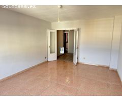 PISO EN VENTA DE 4 DORMITORIOS, 2 BAÑOS Y PLAZA DE GARAJE EN ZONA PEÑA TREVINCA, ZAMORA.