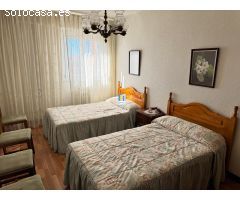PISO EN VENTA DE 4 DORMITORIOS, 2 BAÑOS Y PLAZA DE GARAJE EN ZONA PEÑA TREVINCA.