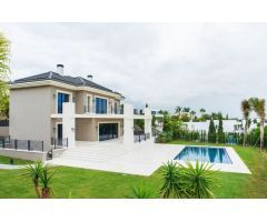 EXCLUSIVA VILLA DE LUJO EN LOS FLAMINGOS GOLF