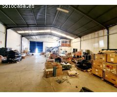 Nave Comercial en Venta en el Polígono San Luis de Málaga