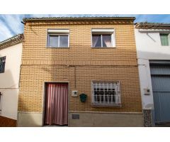 CASA CON TERRAZA PRIVADA EN PINOS PUENTE