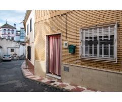 CASA CON TERRAZA PRIVADA EN PINOS PUENTE
