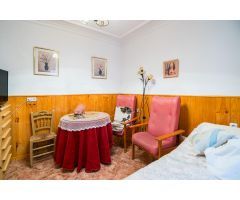 CASA CON TERRAZA PRIVADA EN PINOS PUENTE