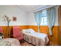CASA CON TERRAZA PRIVADA EN PINOS PUENTE